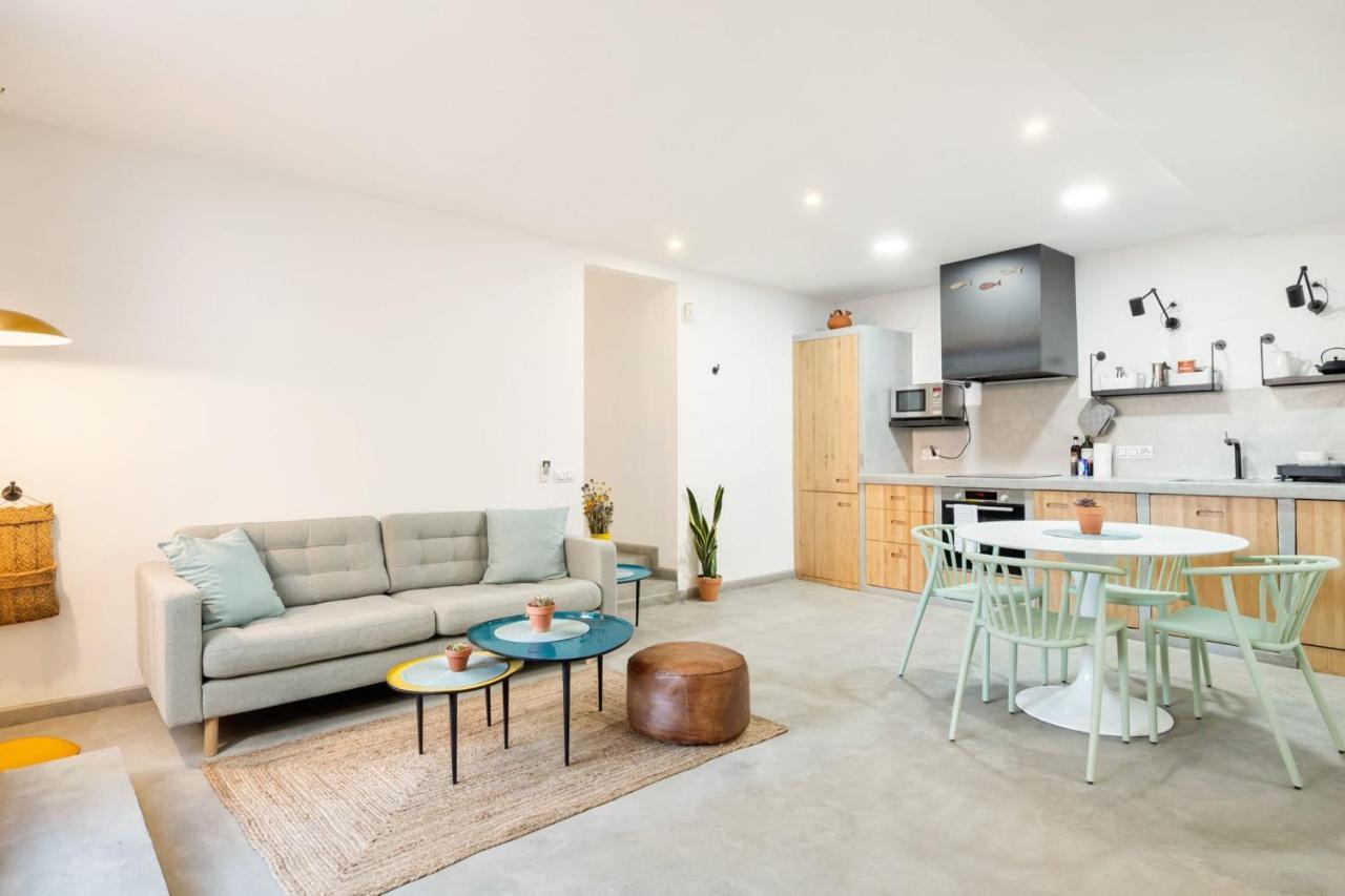 Apartment Amazing 3 Bedroom With Terrace In Poble-sec *