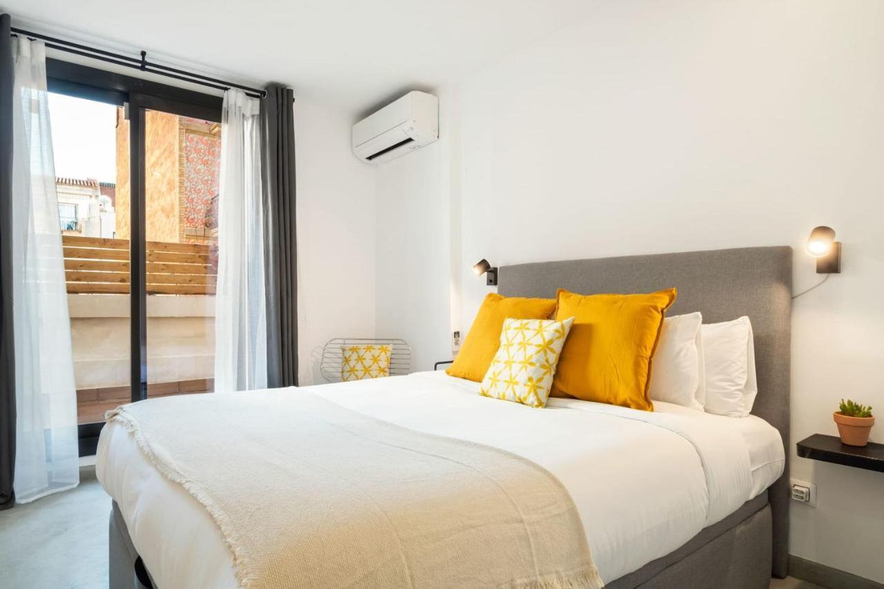 Amazing 3 Bedroom With Terrace In Poble-sec Apartment
