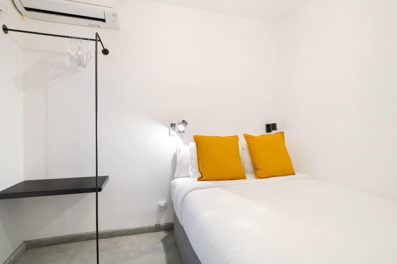 Apartment Amazing 3 Bedroom With Terrace In Poble-sec *