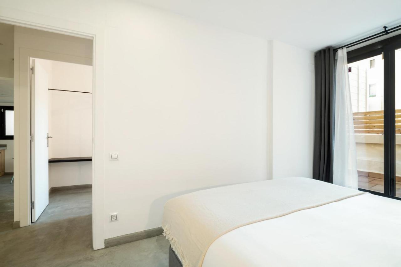 Apartment Amazing 3 Bedroom With Terrace In Poble-sec Barcelona