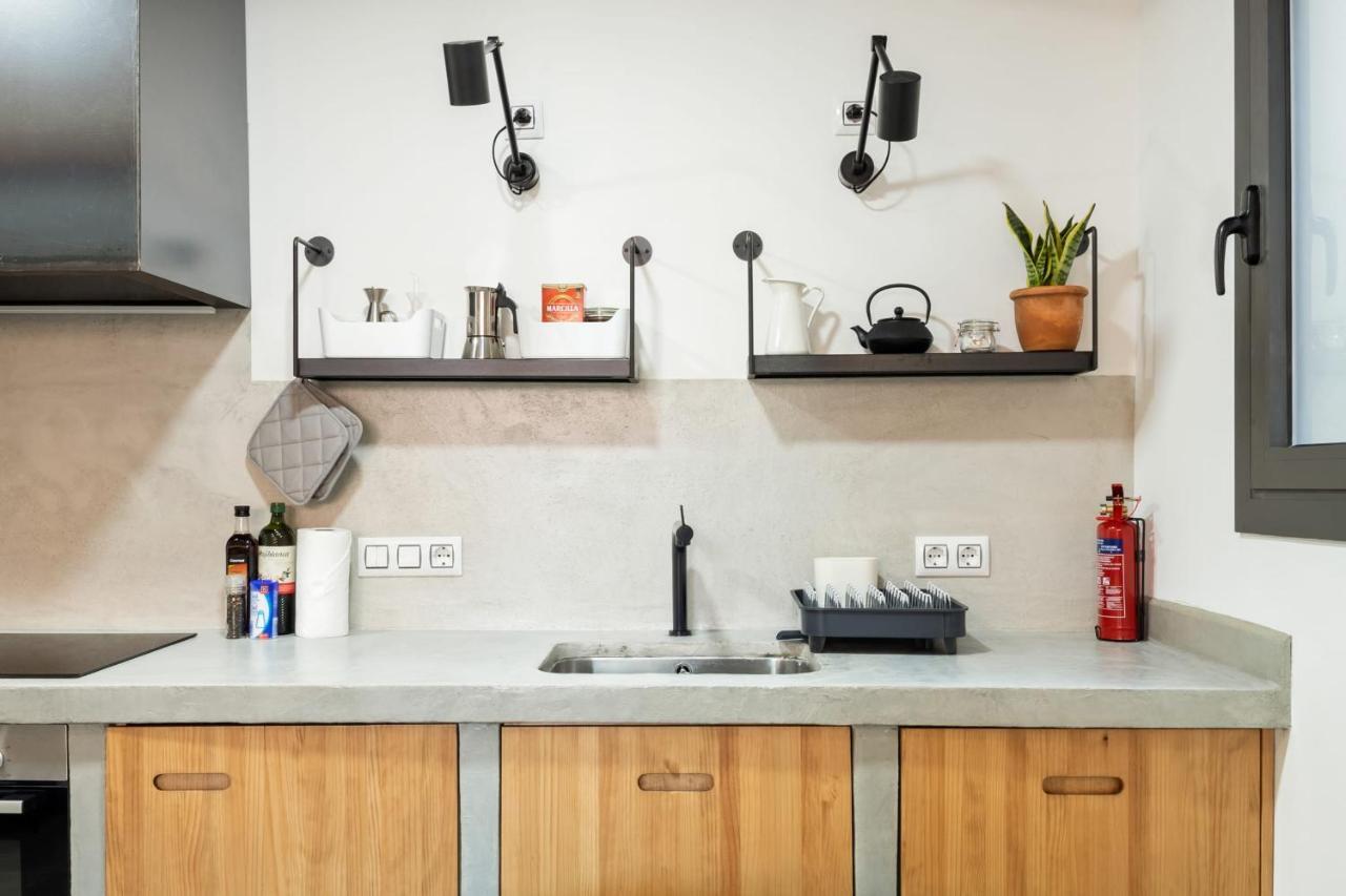 Apartment Amazing 3 Bedroom With Terrace In Poble-sec *